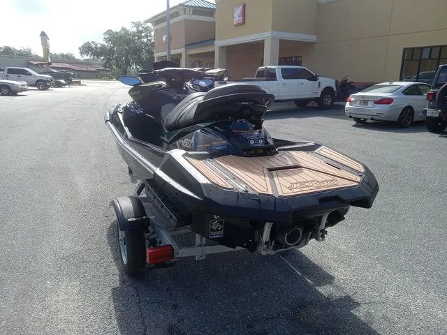 Slide: The Image of Kawasaki Ultra 160 2025 - 12