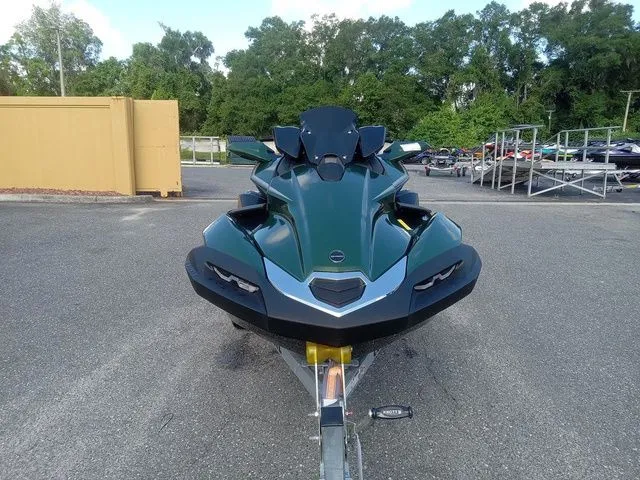 Slide: The Image of Kawasaki Ultra 160 2025 - 5