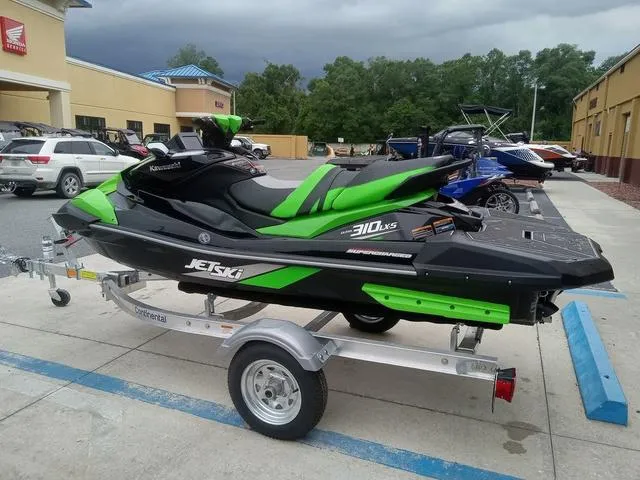 Slide: The Image of Kawasaki Ultra® 310LX-S 2025 - 13