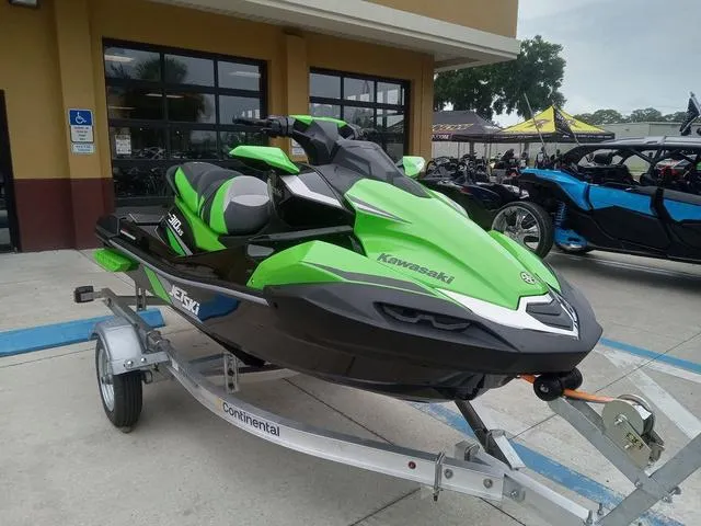 Slide: The Image of Kawasaki Ultra® 310LX-S 2025 - 6