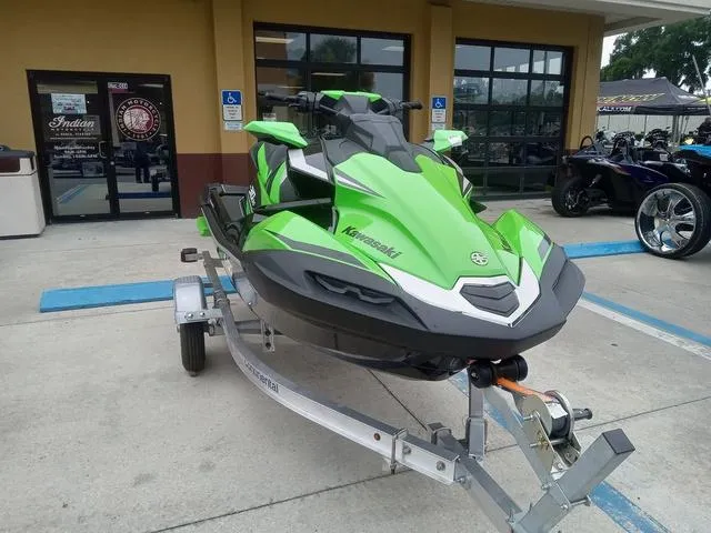 Slide: The Image of Kawasaki Ultra® 310LX-S 2025 - 7