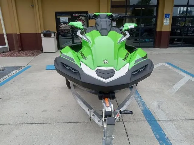 Slide: The Image of Kawasaki Ultra® 310LX-S 2025 - 9