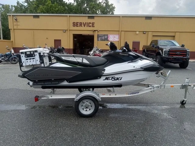 Slide: The Image of Kawasaki Ultra® 160LX-S Angler 2025 - 1