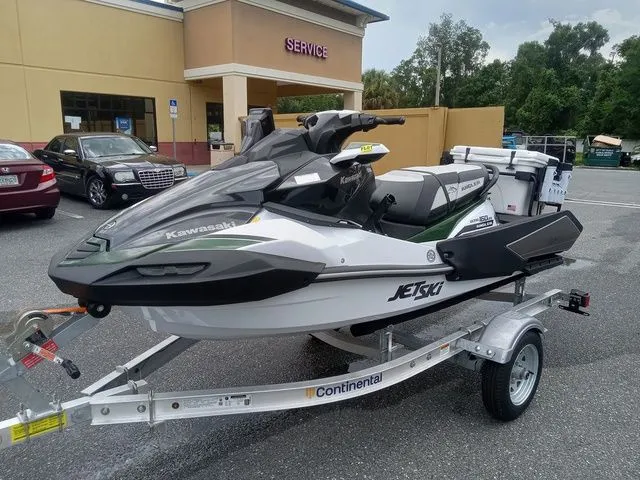 Slide: The Image of Kawasaki Ultra® 160LX-S Angler 2025 - 10