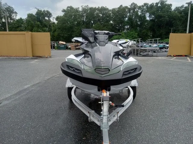 Slide: The Image of Kawasaki Ultra® 160LX-S Angler 2025 - 12