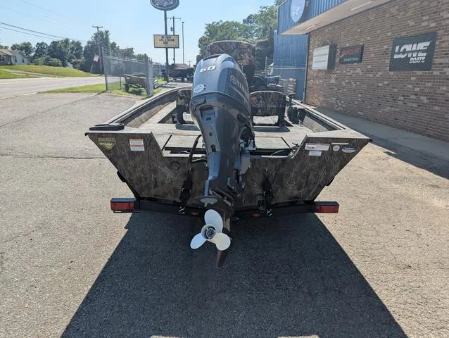 Slide: The Image of G3 Gator Tough 17 SC 2025 - 4