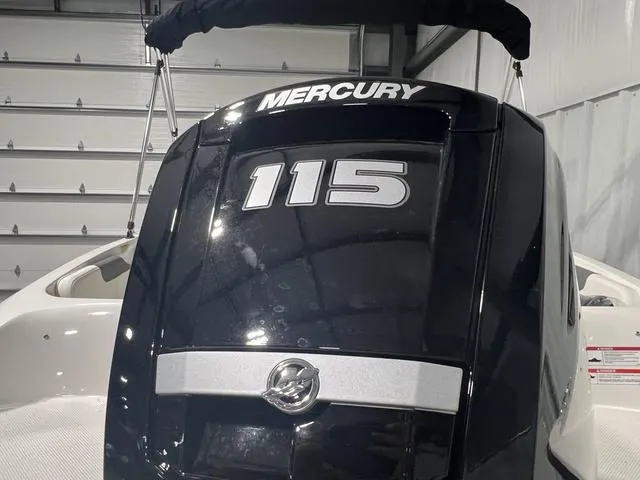 Slide: The Image of Bayliner Element E18 2025 - 5