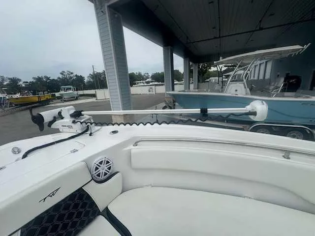 Slide: The Image of NauticStar 2200 Sport 2015 - 39
