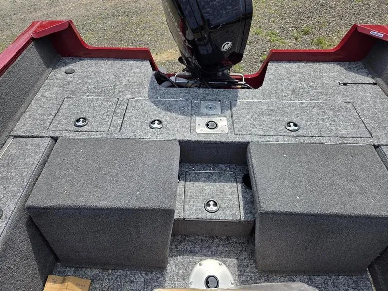 Slide: The Image of Tracker PG V175 CB 2025 - 10