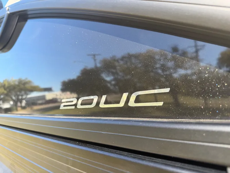 Slide: The Image of 2026 BARLETTA A20UC - Image 8 - 8