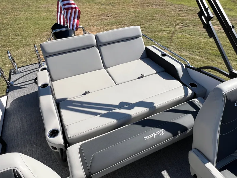 Slide: The Image of 2026 BARLETTA C22UC - Image 26 - 26