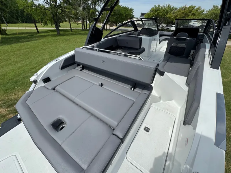 Slide: The Image of 2026 COBALT R6 - Image 9 - 9