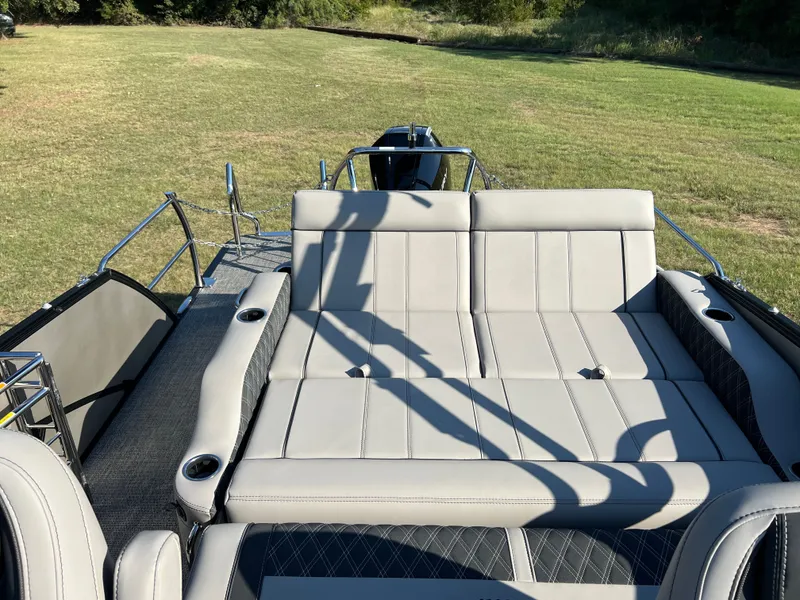 Slide: The Image of 2026 BARLETTA L23UC - Image 26 - 26