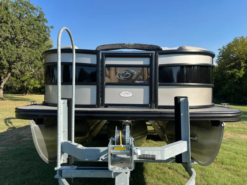 Slide: The Image of 2026 BARLETTA L23UC - Image 3 - 3