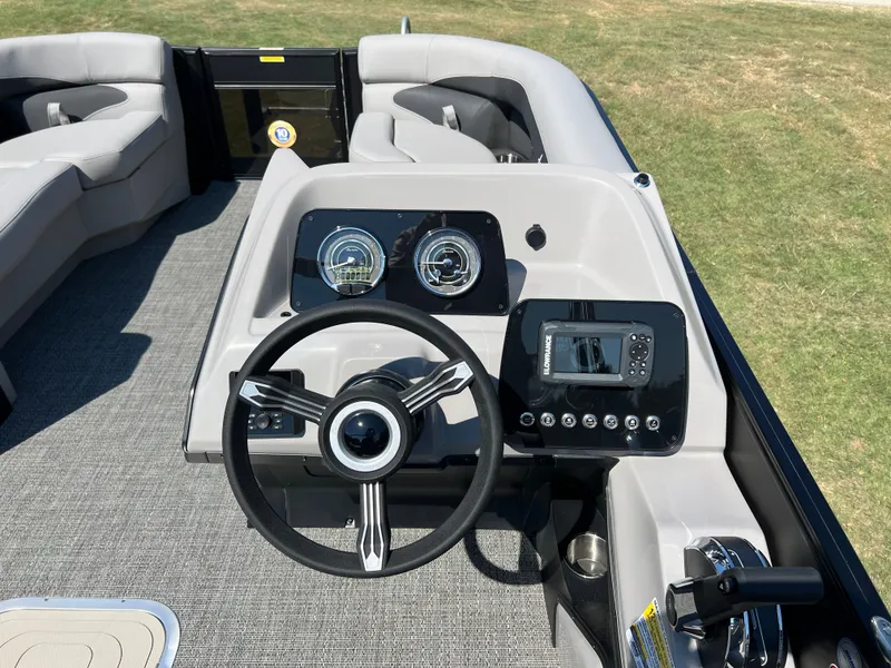 Slide: The Image of 2026 BARLETTA A22UC - Image 17 - 17