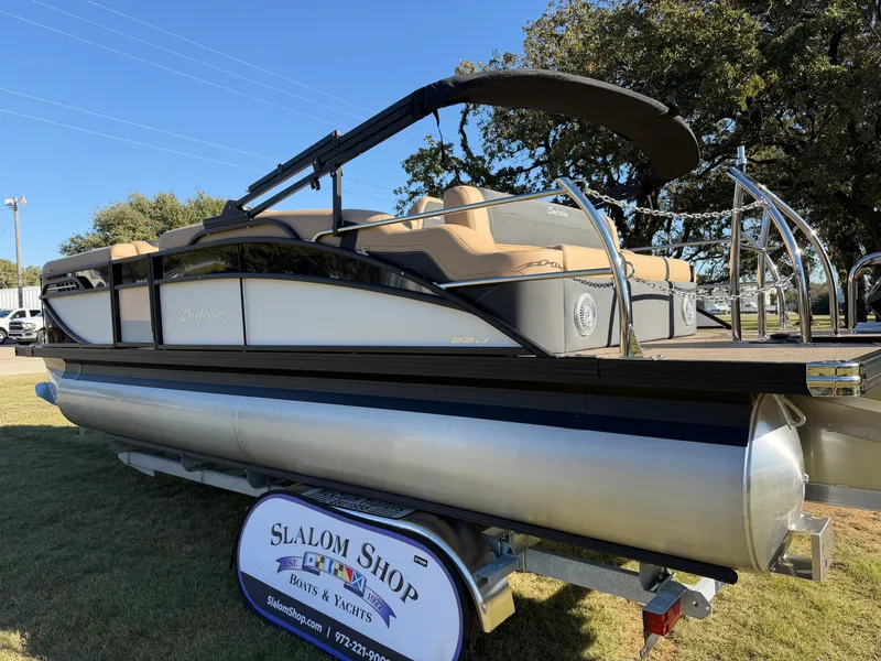 Slide: The Image of 2026 BARLETTA C22U - Image 3 - 3