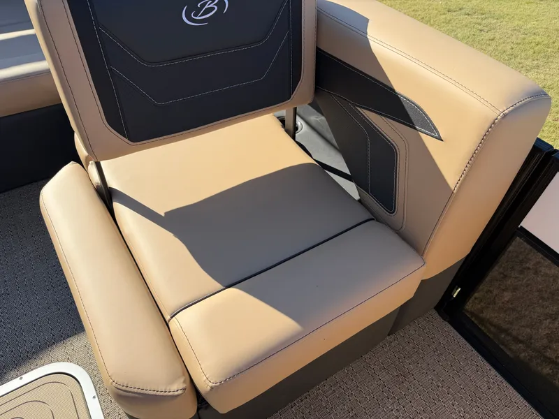 Slide: The Image of 2026 BARLETTA C22U - Image 8 - 8