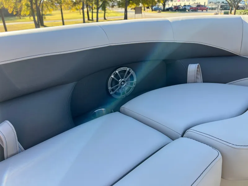 Slide: The Image of 2026 BARLETTA A24QC - Image 24 - 24