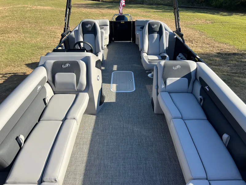 Slide: The Image of 2026 BARLETTA A24QC - Image 8 - 8