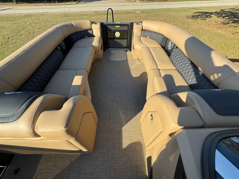 Slide: The Image of 2026 BARLETTA L25MAT - Image 24 - 24