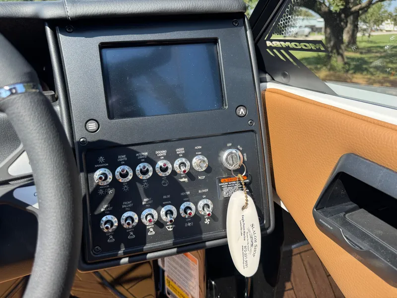 Slide: The Image of 2026 MOOMBA TYKON - Image 12 - 12