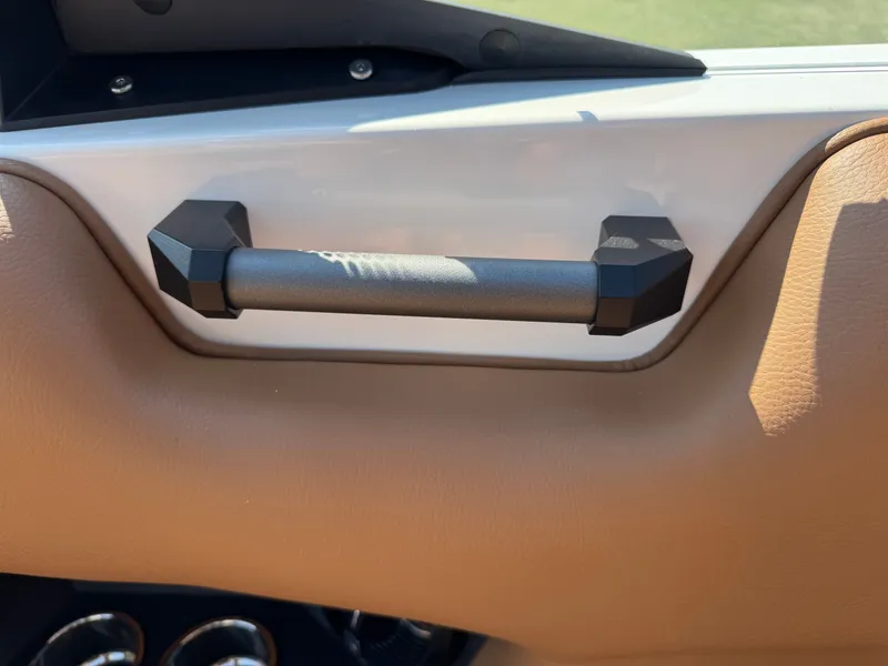 Slide: The Image of 2026 MOOMBA TYKON - Image 13 - 13