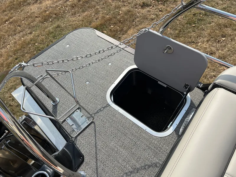 Slide: The Image of 2026 BARLETTA L25UA - Image 38 - 38