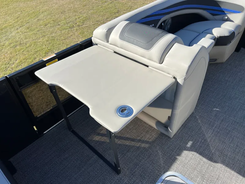 Slide: The Image of 2026 BARLETTA 23UA CORSA - Image 13 - 13