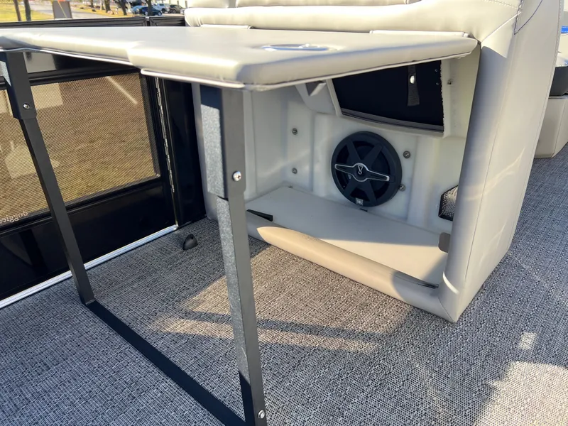 Slide: The Image of 2026 BARLETTA 23UA CORSA - Image 14 - 14