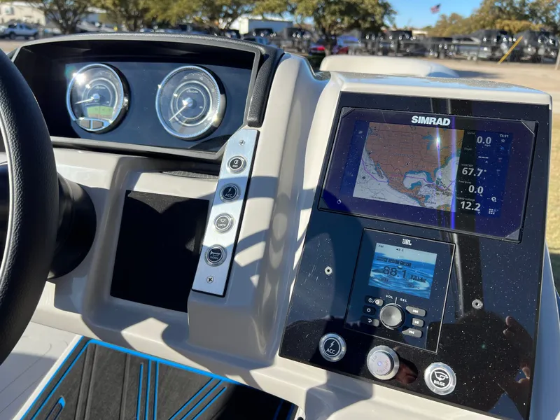 Slide: The Image of 2026 BARLETTA 23UA CORSA - Image 26 - 26