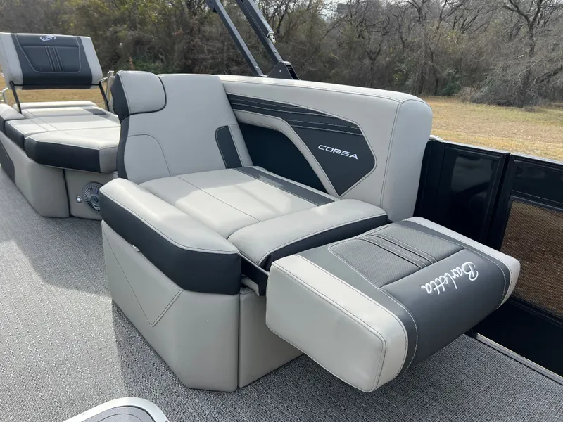 Slide: The Image of 2026 BARLETTA 23M CORSA - Image 20 - 20