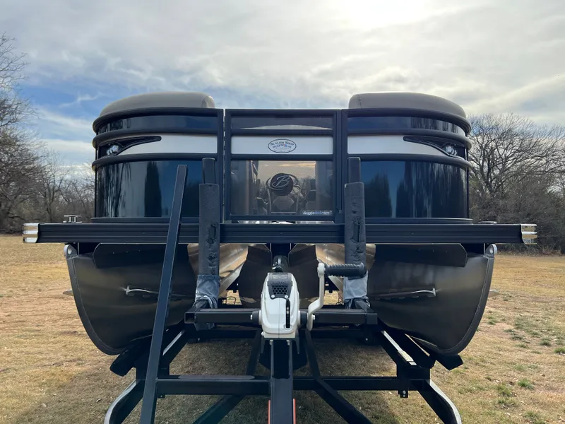 Slide: The Image of 2026 BARLETTA 23M CORSA - Image 3 - 3