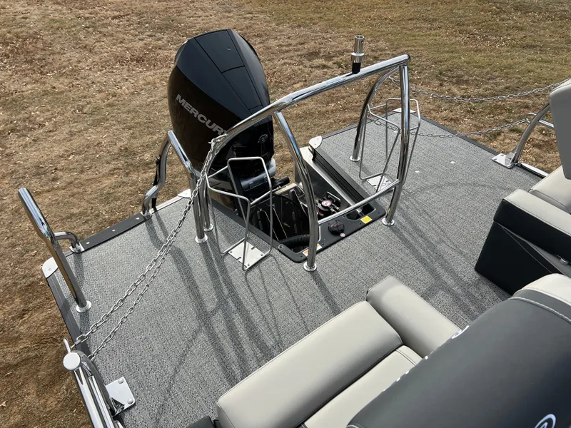 Slide: The Image of 2026 BARLETTA 23M CORSA - Image 31 - 31