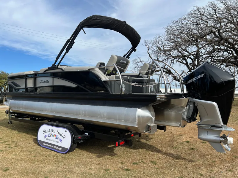 Slide: The Image of 2026 BARLETTA 23M CORSA - Image 8 - 8