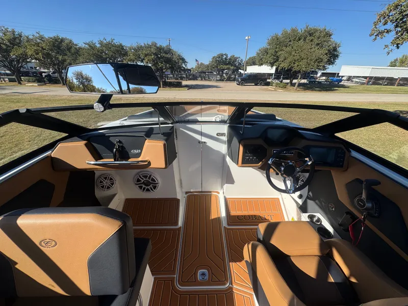 Slide: The Image of 2026 COBALT CS23 SURF - Image 19 - 19