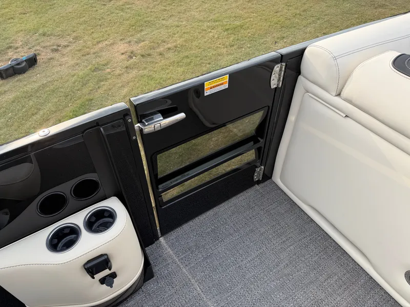 Slide: The Image of 2026 BARLETTA R23UCA LEGGERA - Image 10 - 10