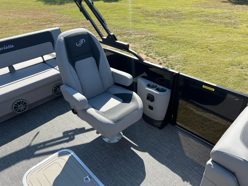 Slide: The Image of 2026 BARLETTA A22UC - Image 16 - 16