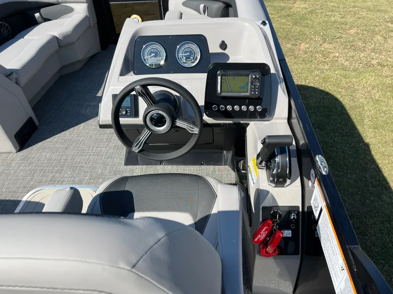 Slide: The Image of 2026 BARLETTA A22UC - Image 20 - 20