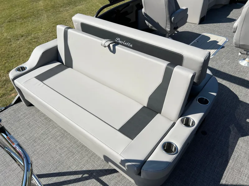 Slide: The Image of 2026 BARLETTA A22UC - Image 26 - 26