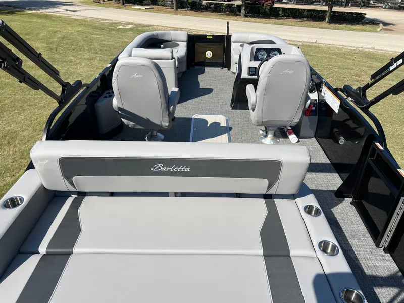 Slide: The Image of 2026 BARLETTA A22UC - Image 29 - 29