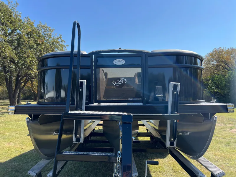 Slide: The Image of 2026 BARLETTA A22UC - Image 3 - 3