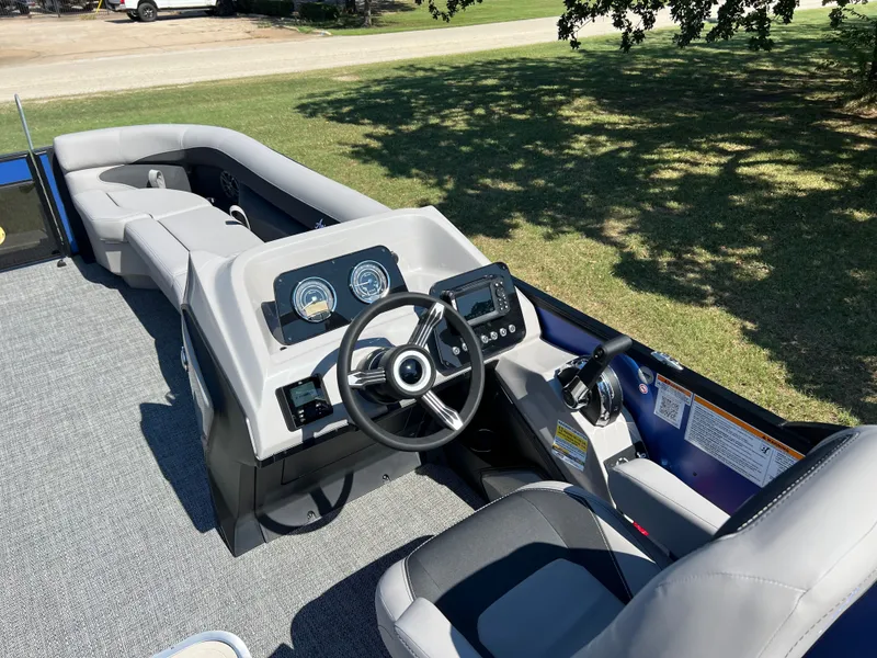 Slide: The Image of 2026 BARLETTA A24UC - Image 18 - 18