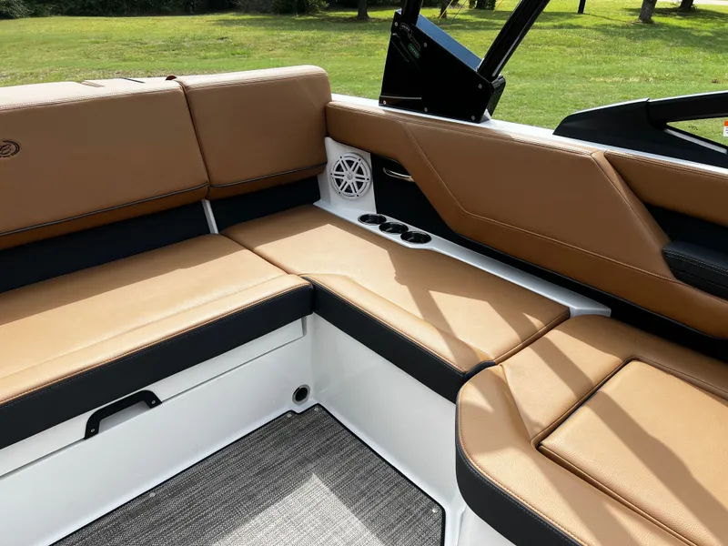 Slide: The Image of 2026 COBALT CS22 - Image 22 - 22