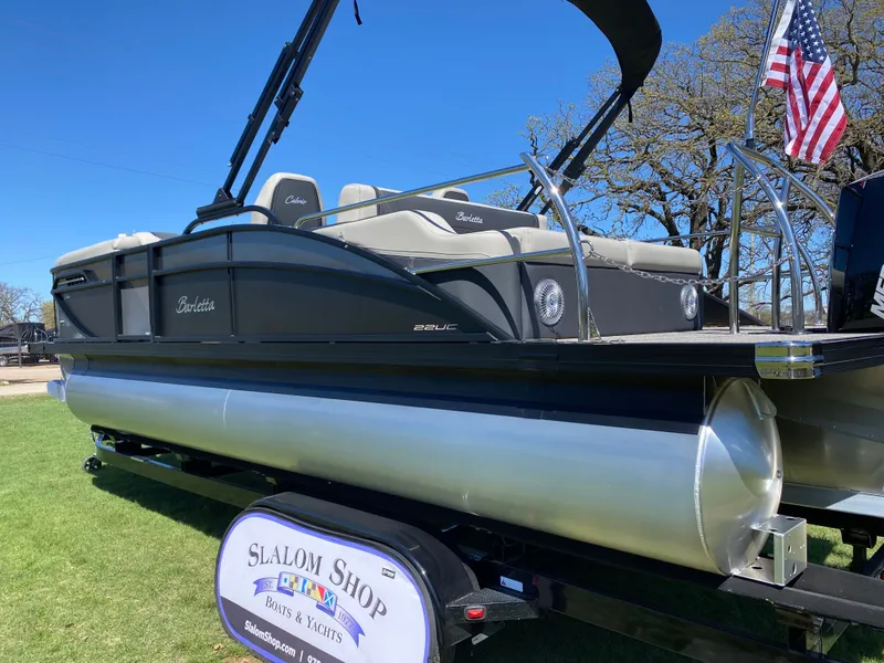 Slide: The Image of 2026 BARLETTA C22UC - Image 4 - 4