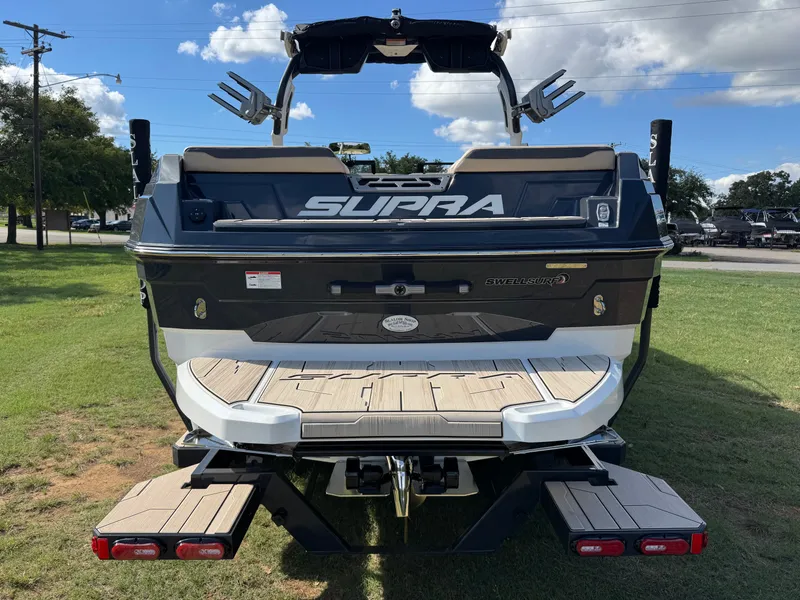 Slide: The Image of 2026 SUPRA SE 550 - Image 6 - 6