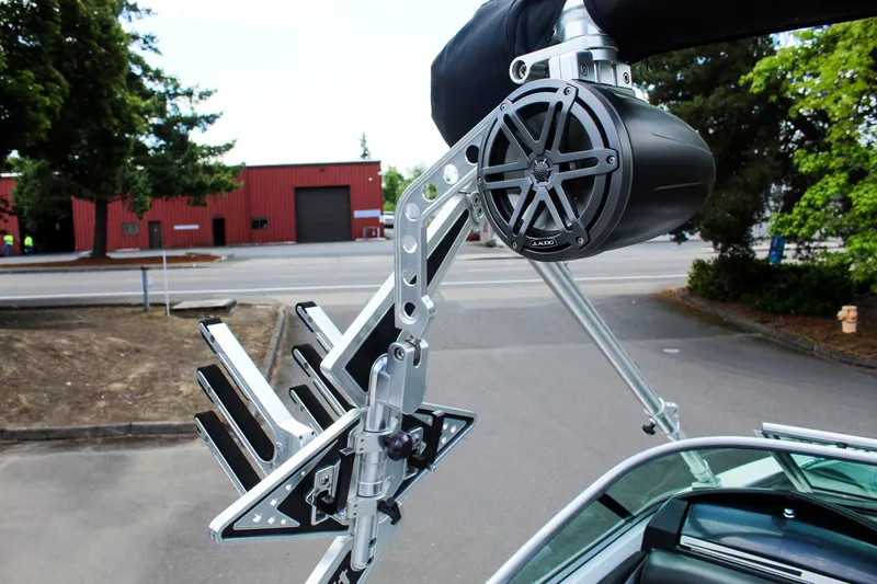 Slide: The Image of 2010 MasterCraft X-15 boat with wakeboard rack and speaker system. - 38