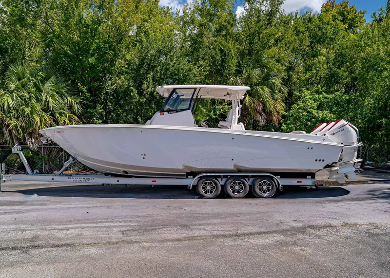 Slide: The Image of Fountain 32 NX 2024 - 2