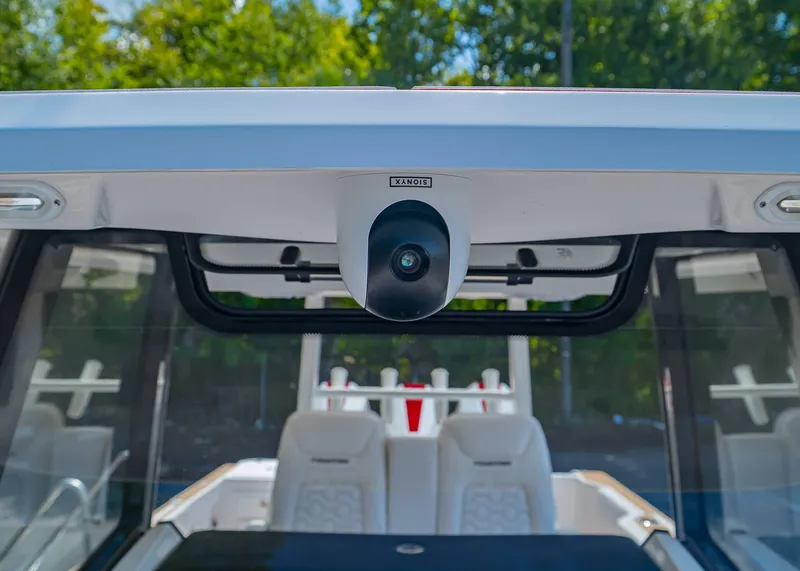 Slide: The Image of Fountain 32 NX 2024 - 30