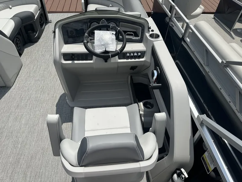 Slide: The Image of Avalon LSZ Quad Lounger 2025 - 5