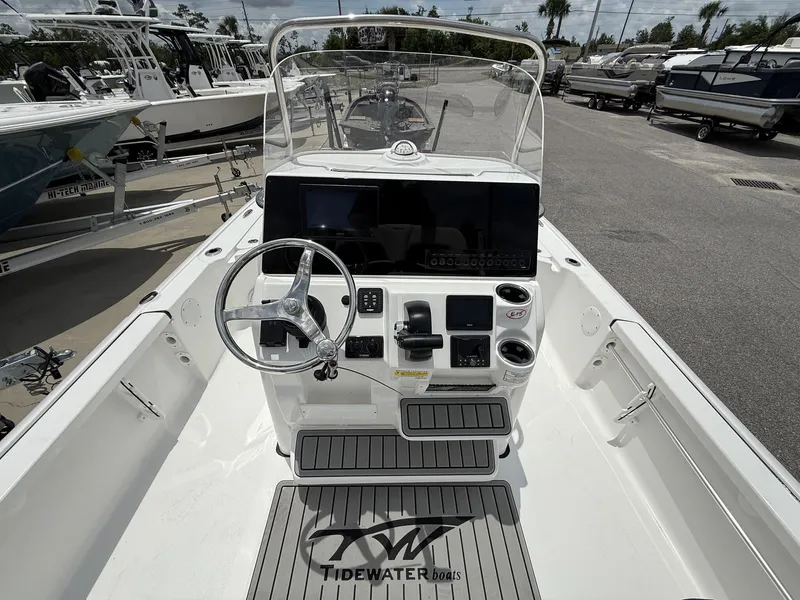 Slide: The Image of Tidewater 2110 Bay Max 2025 - 3